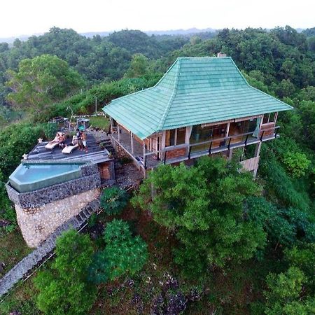 Batu Hill Villa Watukarung Екстер'єр фото